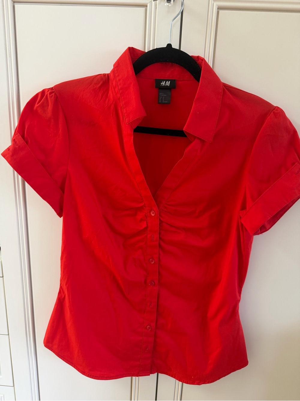H&M Bright Red Short Sleeve Button-Up Blouse